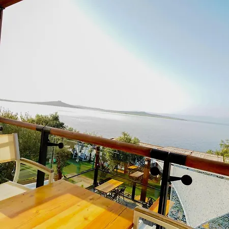 Qcunda Otel *